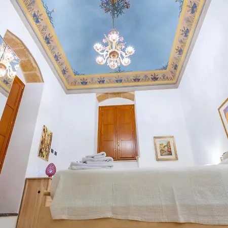 Dom wakacyjny Dimore Anna Maria -casa Liberty- *