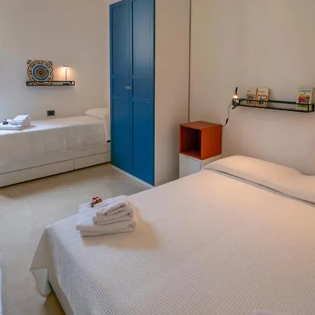 Dimore Anna Maria -casa Liberty- * Avola