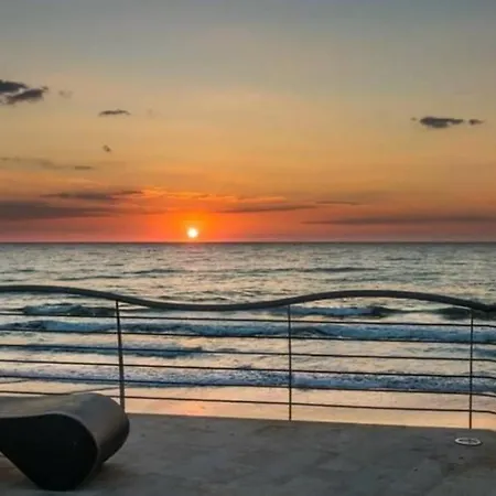 Holiday home Dimore Anna Maria -casa Liberty- *